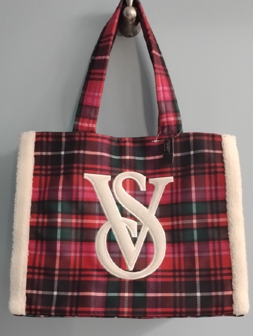NWT 🌹Victoria Secret Plaid Red Tote with White Shearling Trim and Monogram